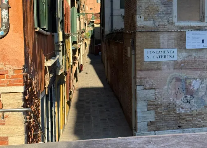 Vandrerhjem Sun Moon Harrysclass Venedig