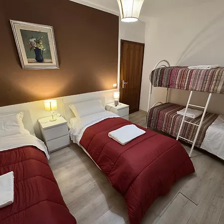 Sun Moon Harrysclass Hostel