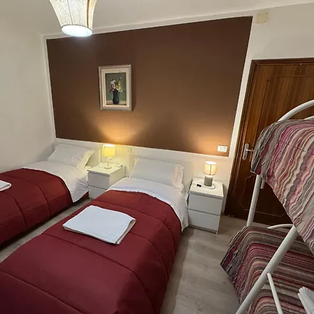 Sun Moon Harrysclass Hostel