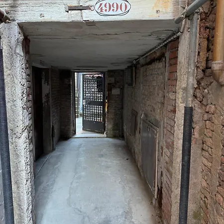 Hostel Sun Moon Harrysclass Wenecja