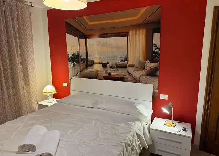 Sun Moon Harrysclass Albergue Veneza