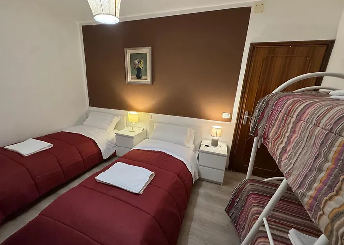 Sun Moon Harrysclass Albergue