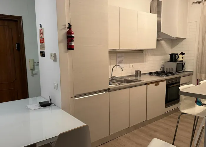 Sun Moon Harrysclass 旅馆